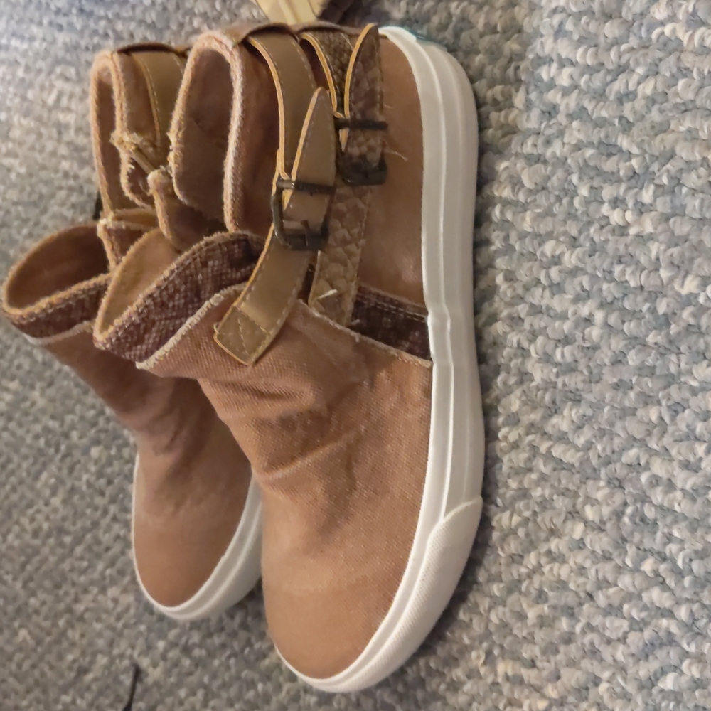 Booties - Picture 2 of 3